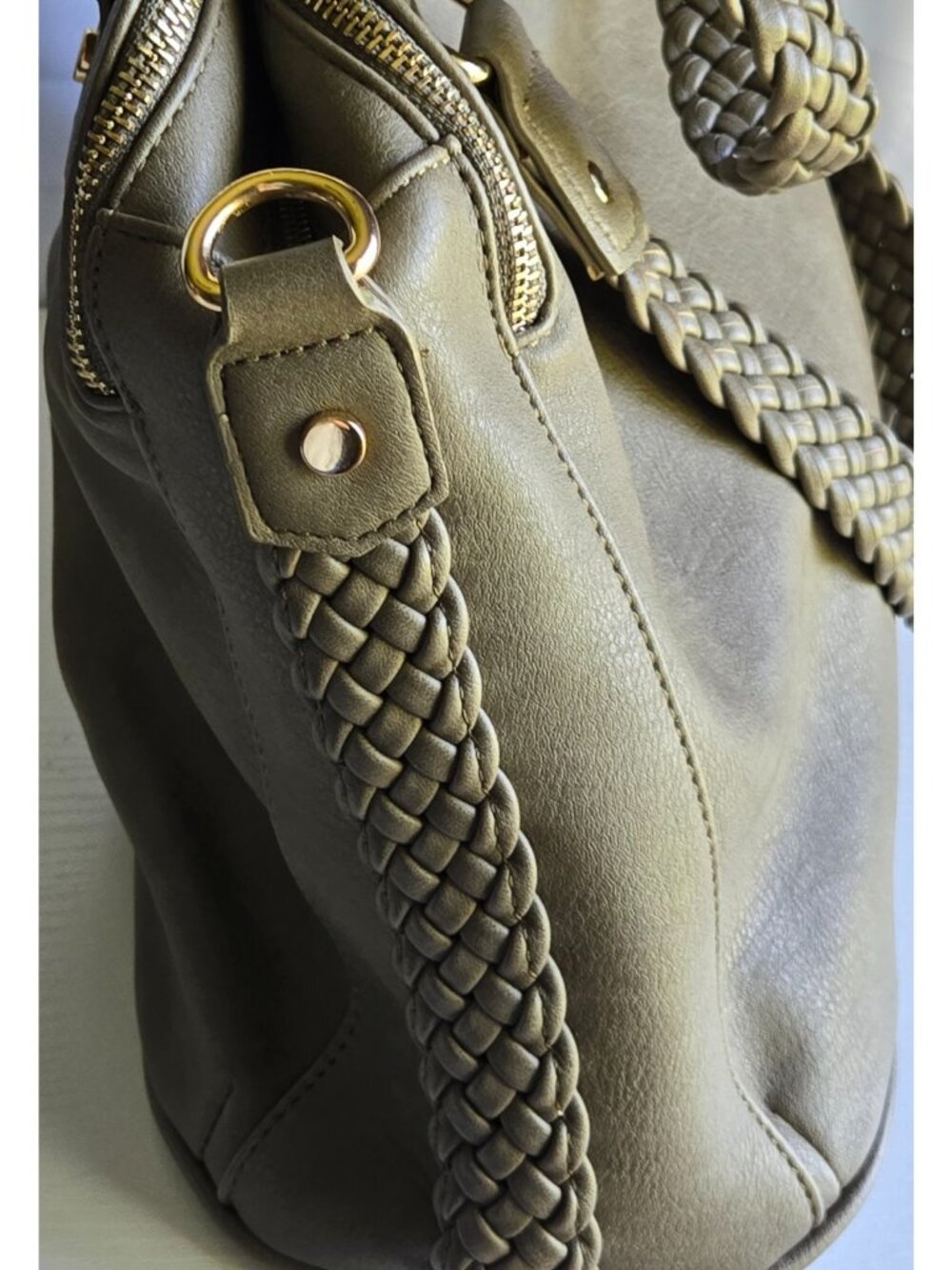Antik Kraft Olive Green Soft Vegan Leather Crossbody Bag Adjustable 3 Sections - Picture 4 of 13